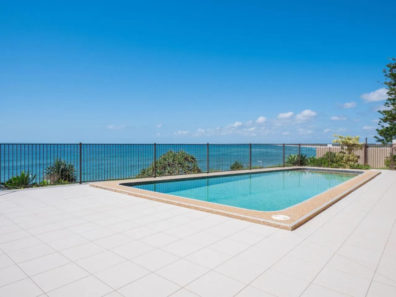 Edgecliffe Unit 4 4 Esplanade Kings Beach Caloundra Australia