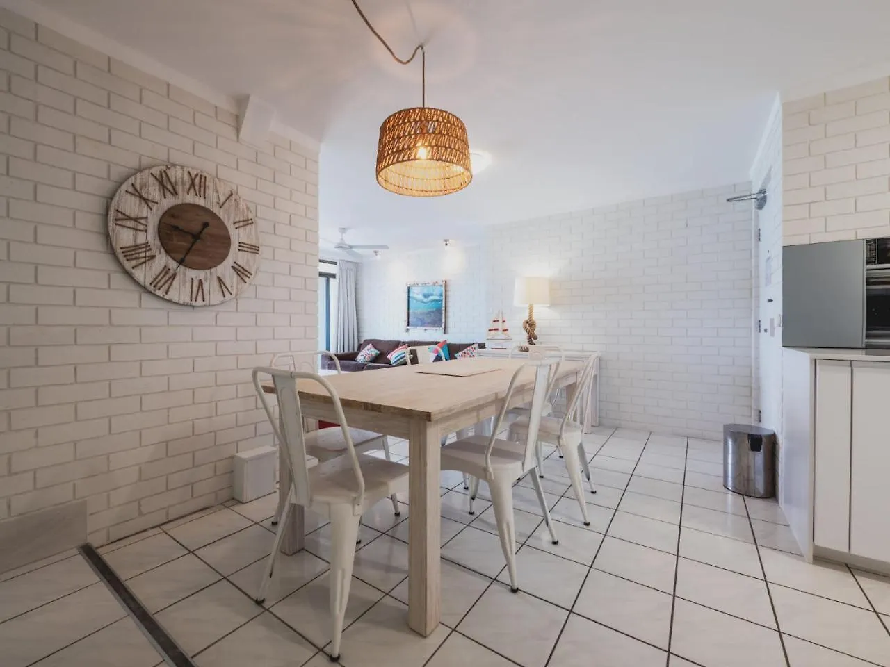 Edgecliffe Unit 4 4 Esplanade Kings Beach Caloundra